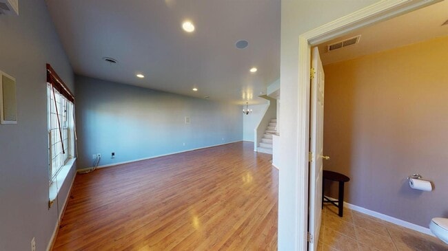 Building Photo - 3046 Cloverly Ln