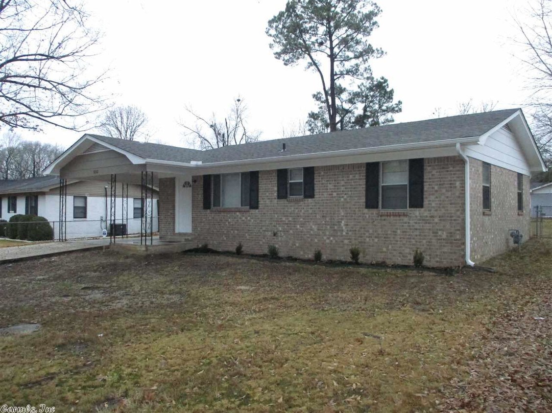 1212 Eastview Dr, Jacksonville, AR 72076 House Rental in Jacksonville