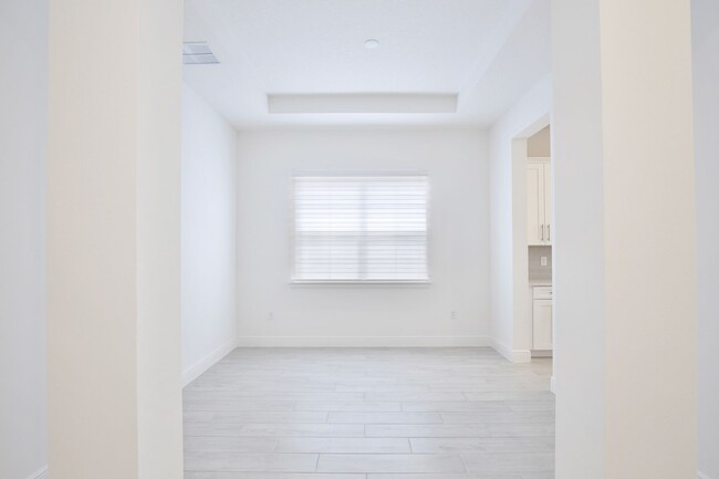 Foto del edificio - Modern 3/3 Gorgeous Home with a 2 Car Gara...