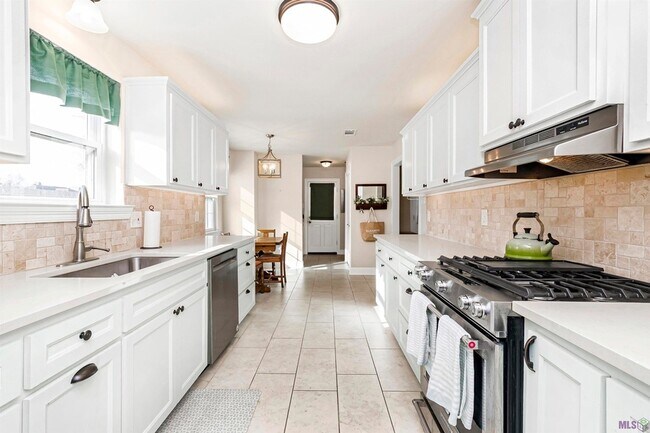 Foto del edificio - 10859 Cal Rd