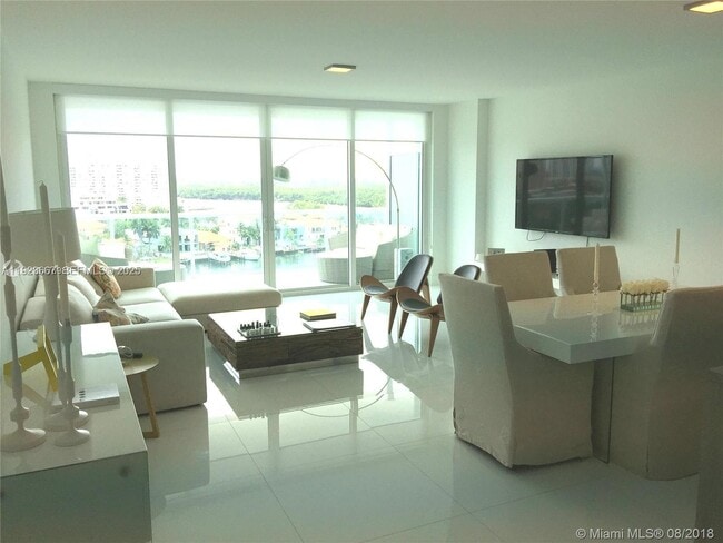 Building Photo - 400 Sunny Isles Blvd