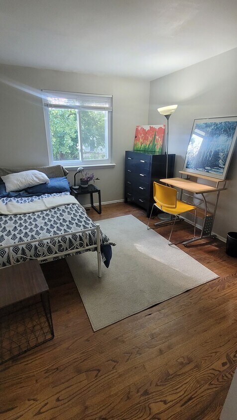 Foto principal - 2184 Hemlock Dr