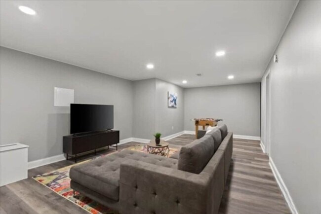 Foto del edificio - 508 S Warrington Rd