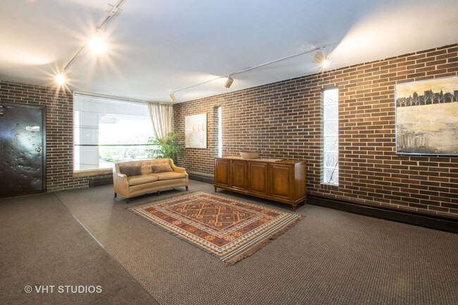 2726 Central St Evanston Il 60201 Condo For In 2726 Central St Evanston Il 60201