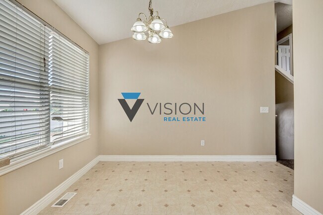 Building Photo - 3094 Burdock Dr