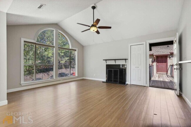Building Photo - 1007 Sandy Ln Dr