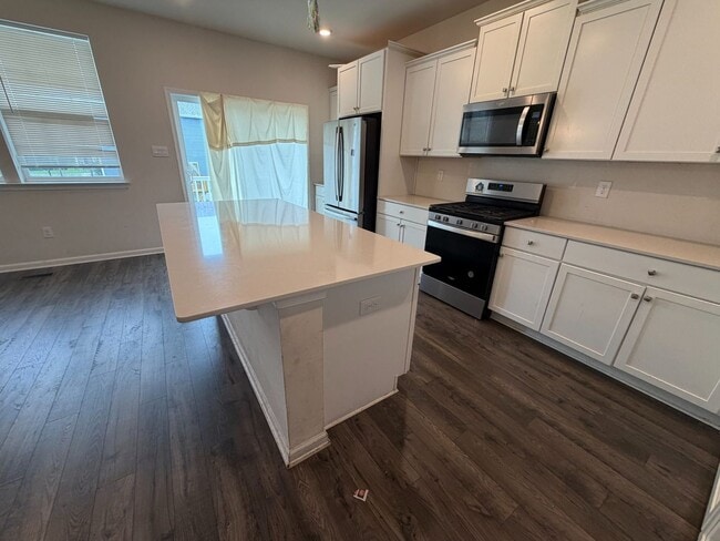Building Photo - 310 Mantoloking Dr