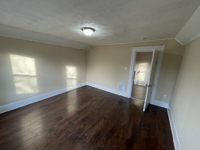 Foto del edificio - 119 E 32nd St