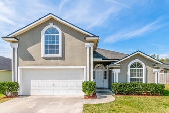 Building Photo - 2452 Willowbend Dr