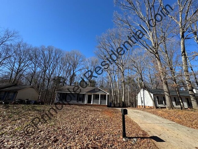 Foto del edificio - House in Mint Hill with deck out back