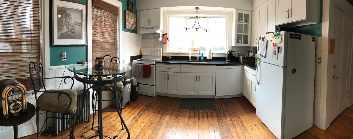 Primary Photo - 38 Ann St