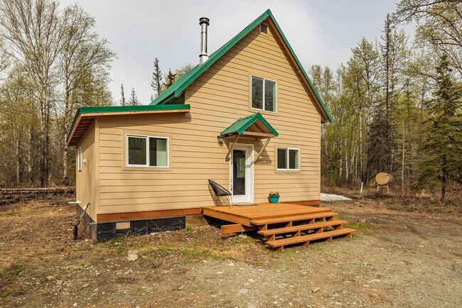 Foto del edificio - Cozy cabin in the woods on 2.22 Acres!  Se...