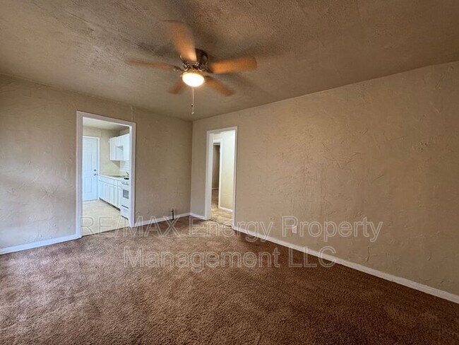 Foto del edificio - 3205 S Goff Ave