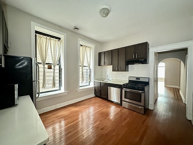 Foto del edificio - 1407 W Erie St