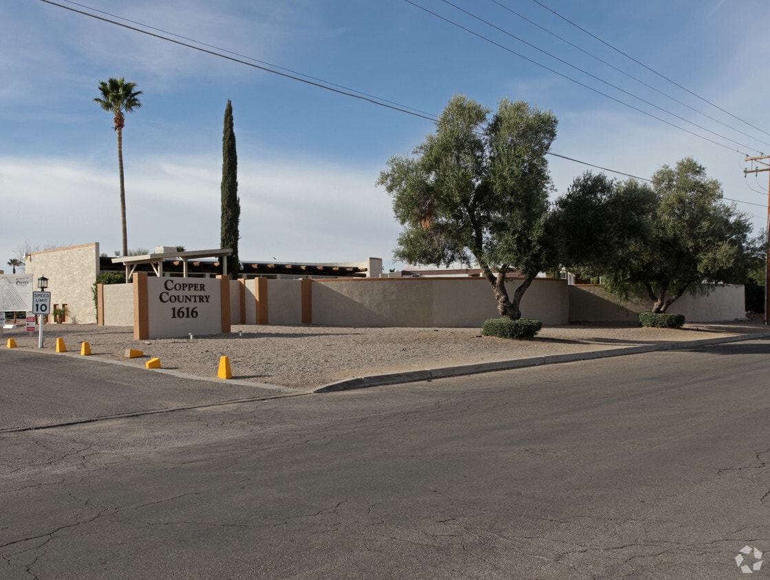 Primary Photo - Copper Country Estates