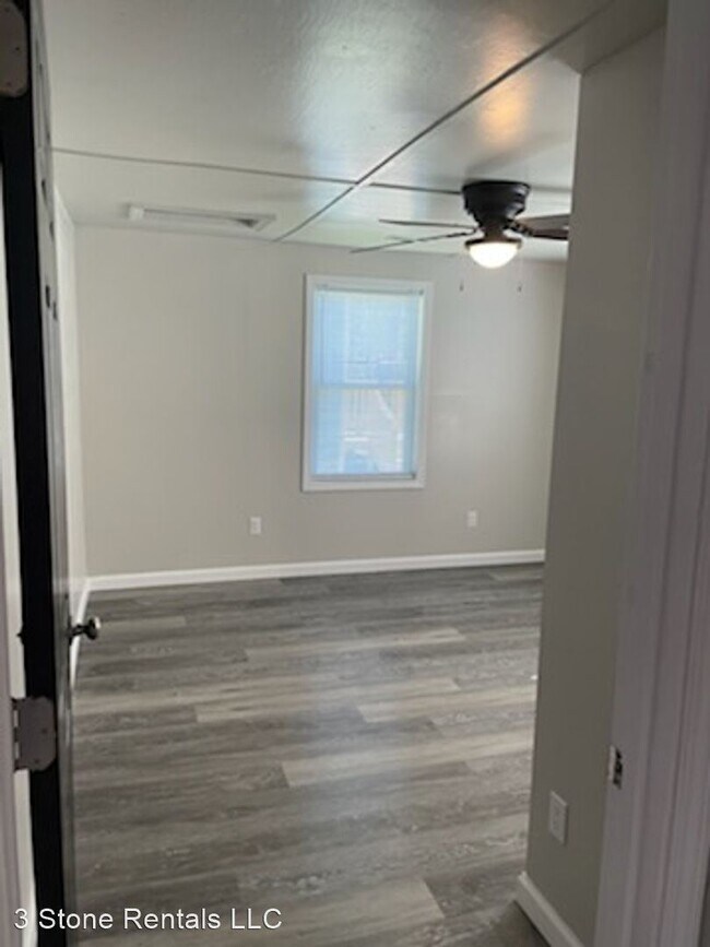 Foto del edificio - 2 br, 1.5 bath House - 304 Ash Street
