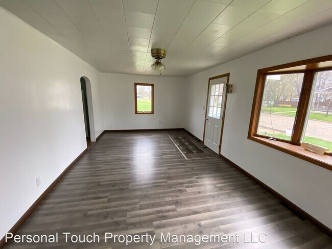 Foto del edificio - 2 br, 1 bath House - 307 2nd Ave SE