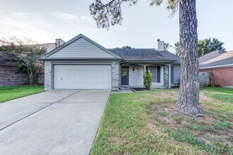 Building Photo - 18063 Golden Ridge Dr