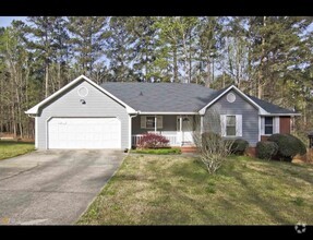 Building Photo - 207 Hillandale Dr