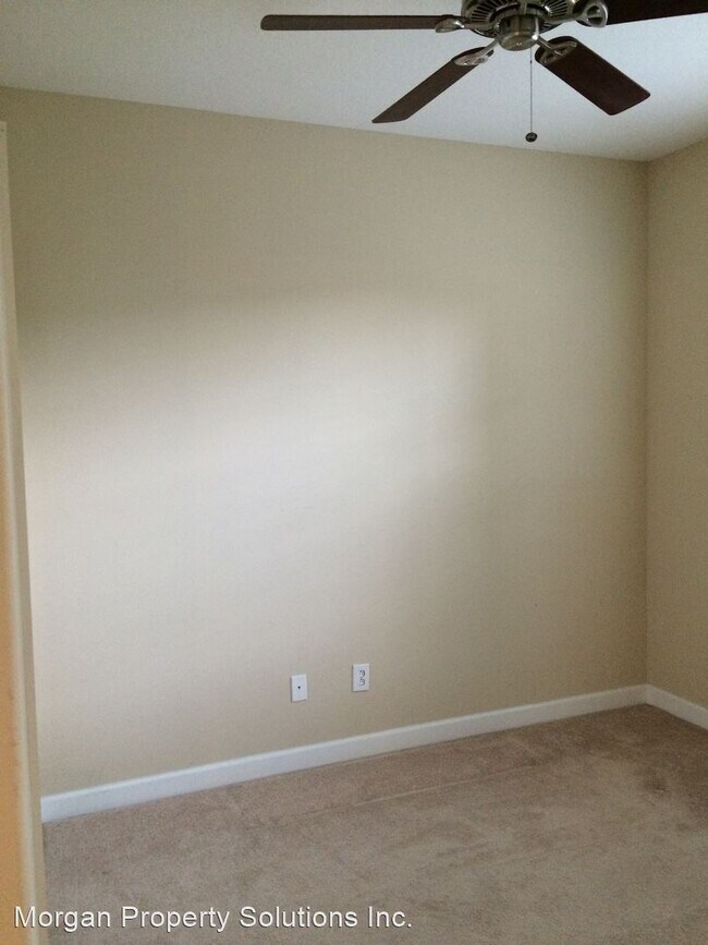 Foto del edificio - 5 br, 3 bath House - 14131 Queenside Street