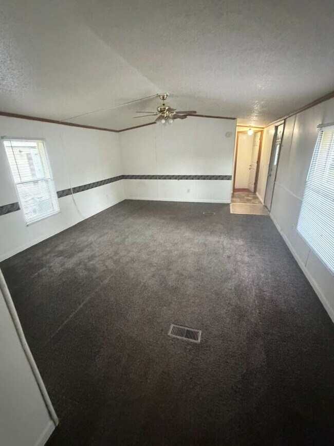 Foto del edificio - 905 W 37th Ave