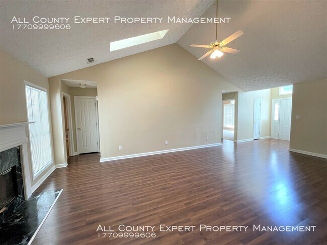 Foto del edificio - Awesome Ranch in Lilburn