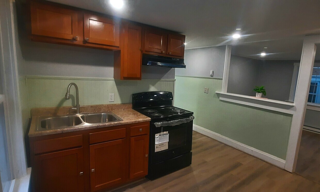 Primary Photo - 118 Pries Ave