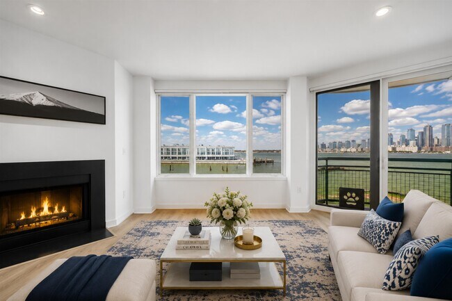 Foto del edificio - 600 Harbor Blvd