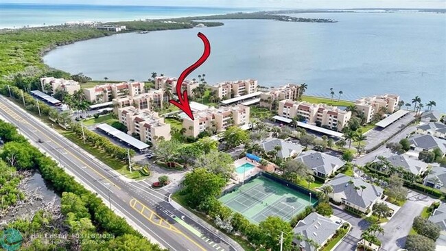 Foto del edificio - 3412 NE Causeway Blvd