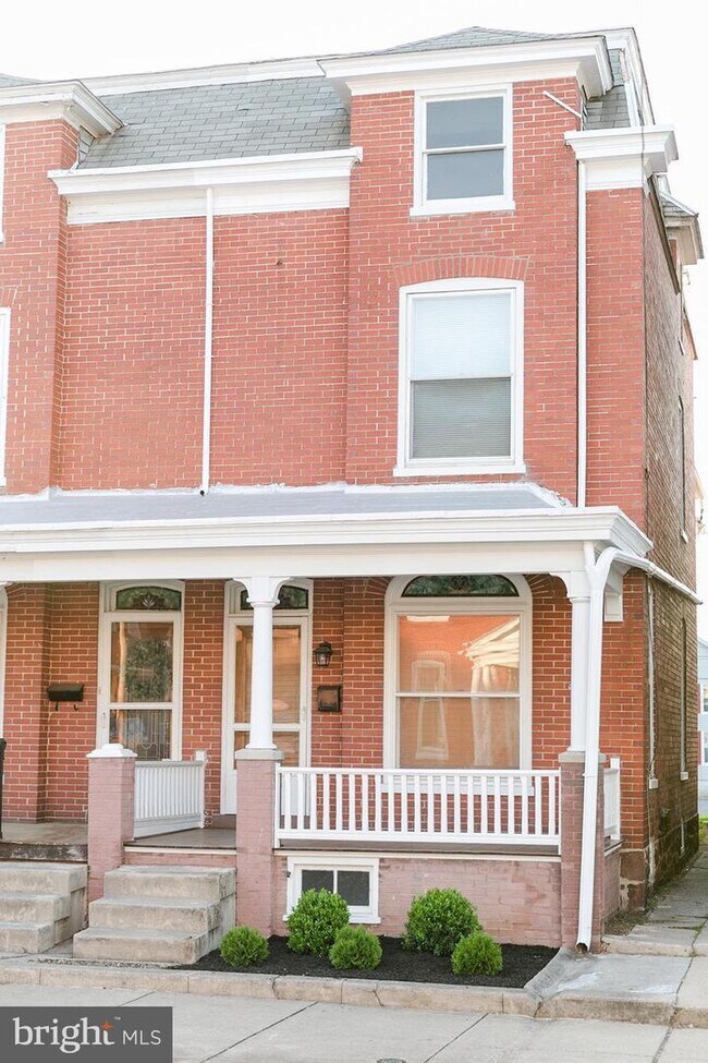 Foto del edificio - 102 Washington Ave