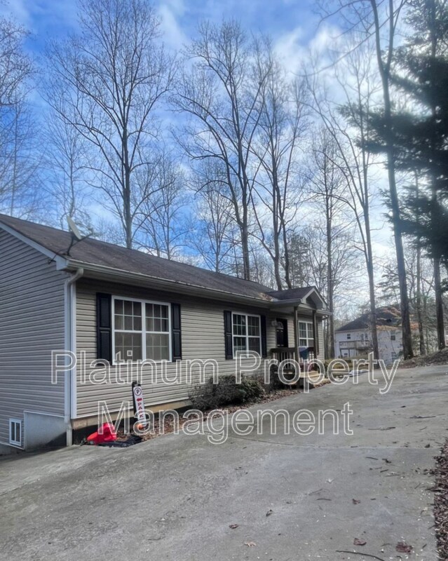 Building Photo - 112 Price Ln