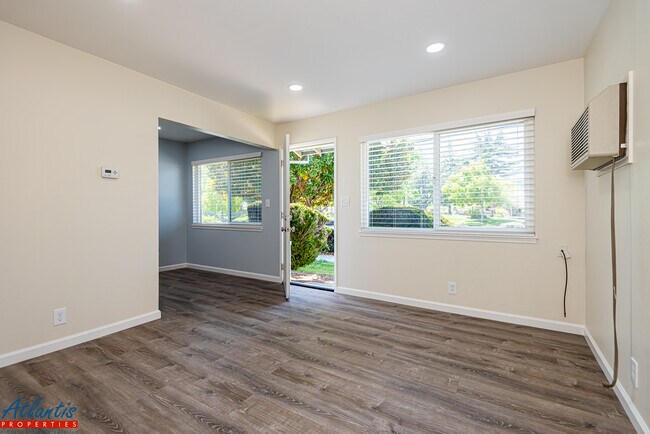 Foto del edificio - 2401 Los Gatos Almaden Rd