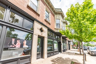Building Photo - 318 Lake St