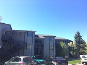 Building Photo - 719 S Church Ave