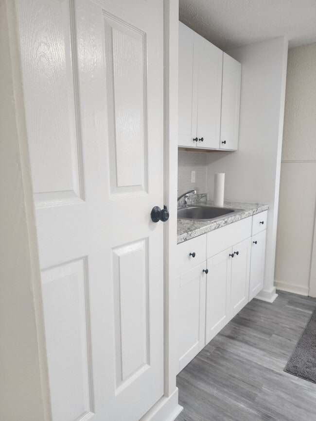 Foto del edificio - 2213 Lehman St