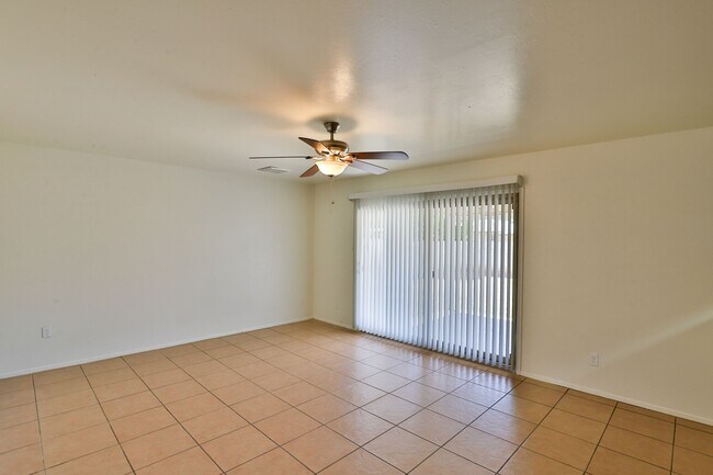 Building Photo - 7340 N 39th Ave