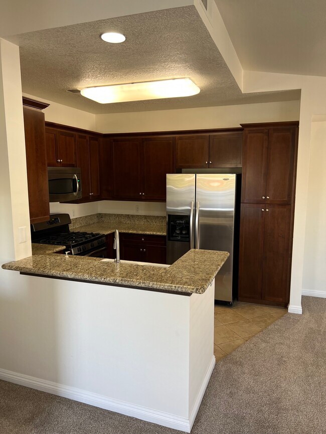 Cocina - 23412 Pacific Park Dr