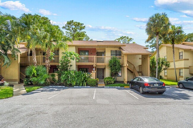 Building Photo - 13105 Belhaven Ct