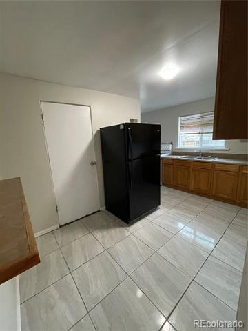 Foto del edificio - 4750 Ingalls St