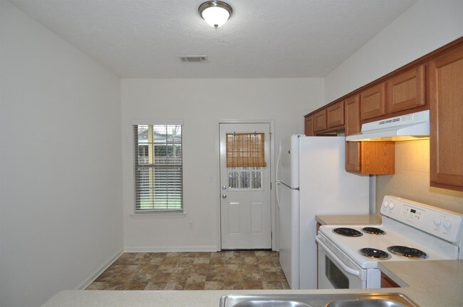 Building Photo - 24770 Penny Ln