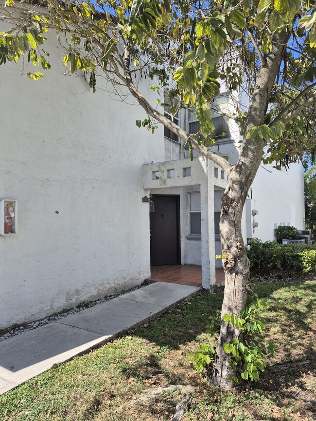 Building Photo - 4774 NW 97th Pl