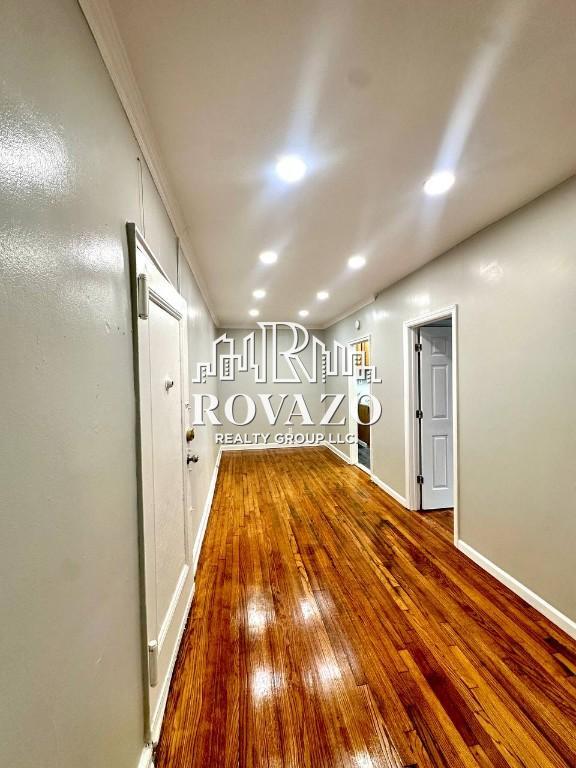 Foto del edificio - 129 Chancellor Ave