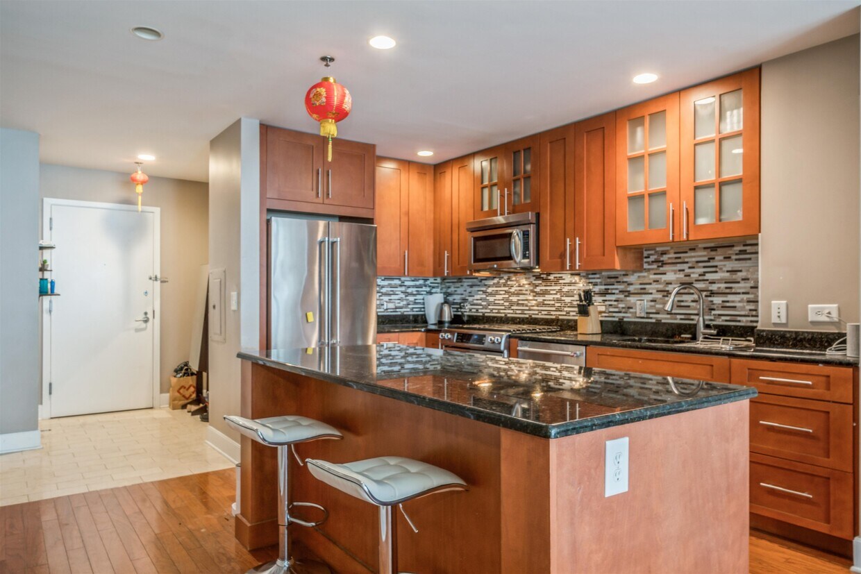 Foto principal - 1125 Maxwell Ln