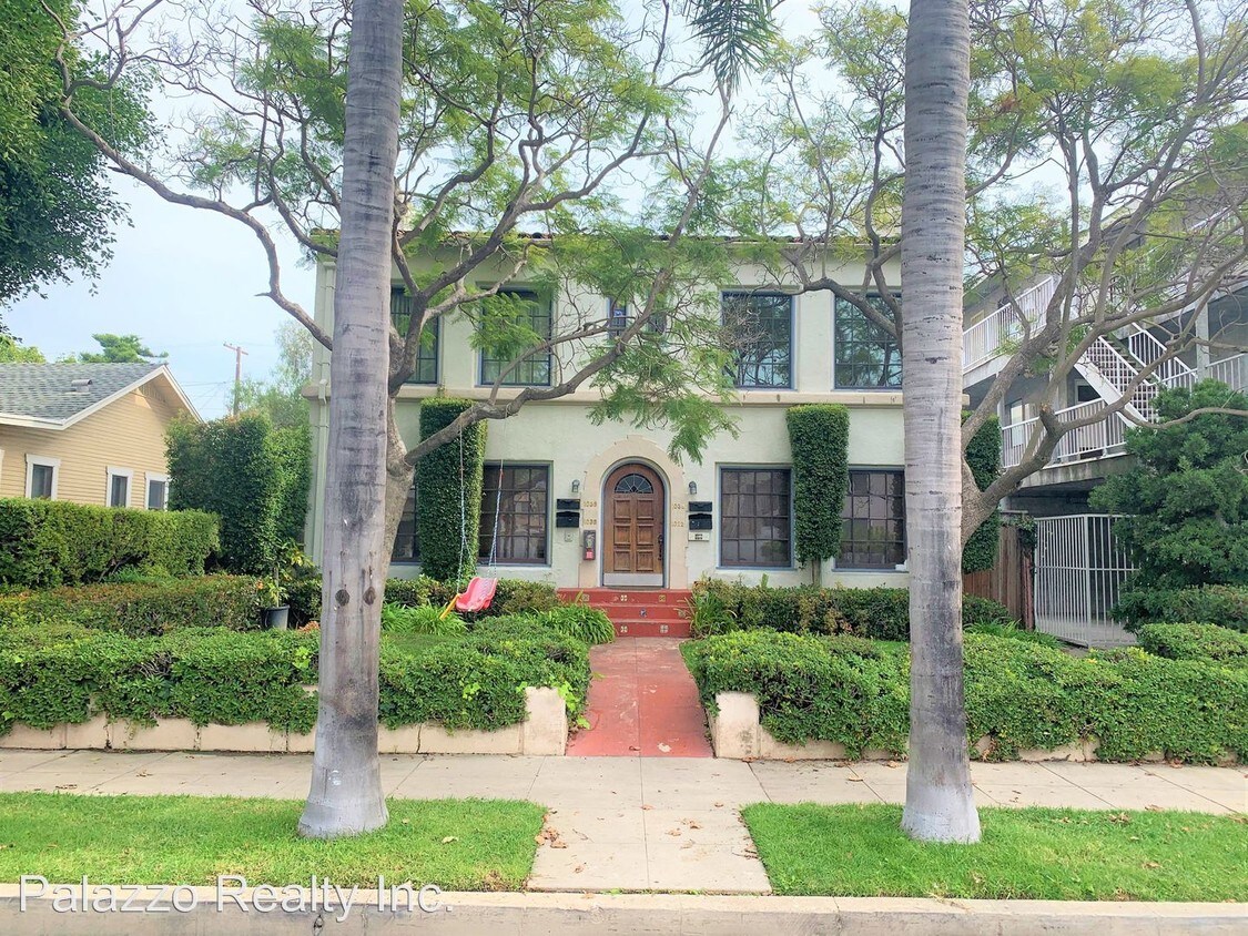 Foto principal - 1032-1038 Roswell Ave