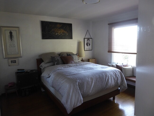 Photo - 980 Burnett Ave House