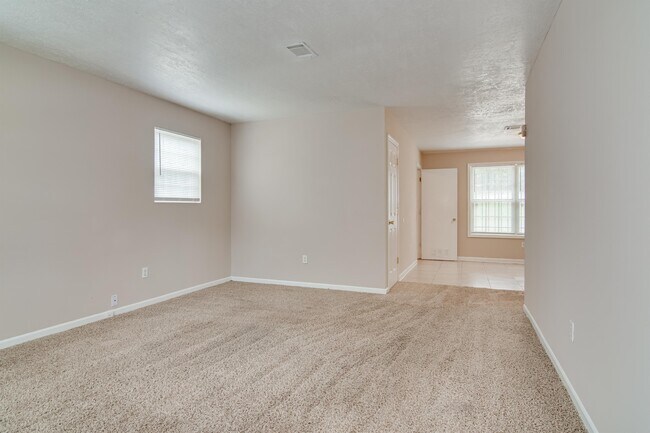 Building Photo - 3453 Pine Hill Rd