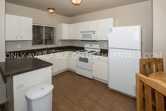 Foto del edificio - 837 E 620 N St