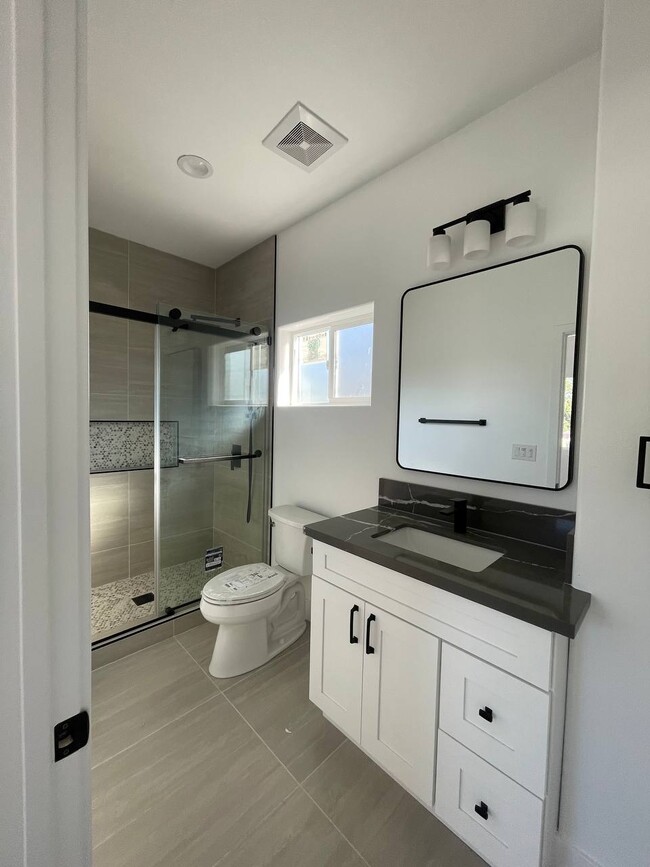 Foto del edificio - 540 W Elm Ave