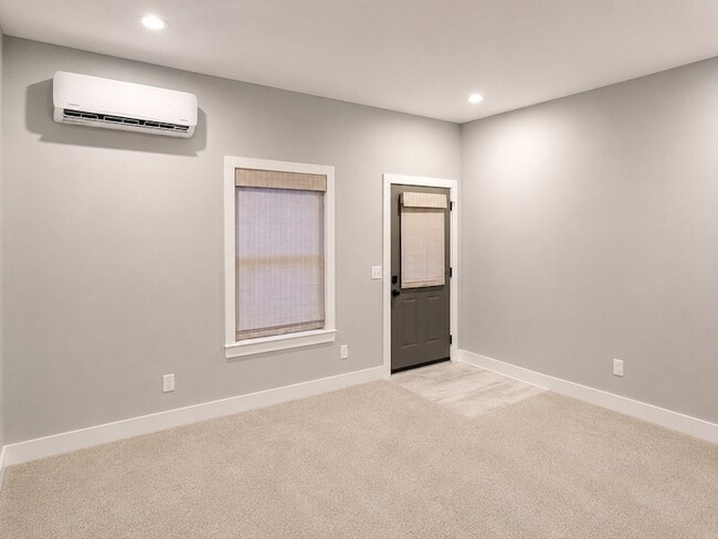 Building Photo - 130 Carters Glen Pl