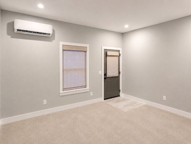 Foto del edificio - 130 Carters Glen Pl